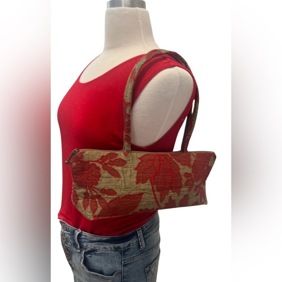 Elegant Red Floral Women's Bag - Picture 11 of 12